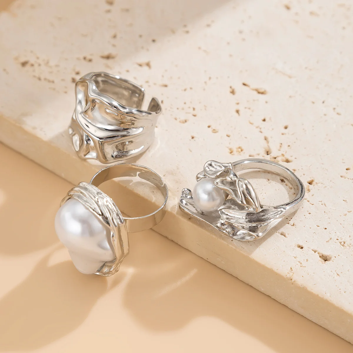 3-Piece Liquid Metal Baroque Pearl Hug Ring Set - Image 7