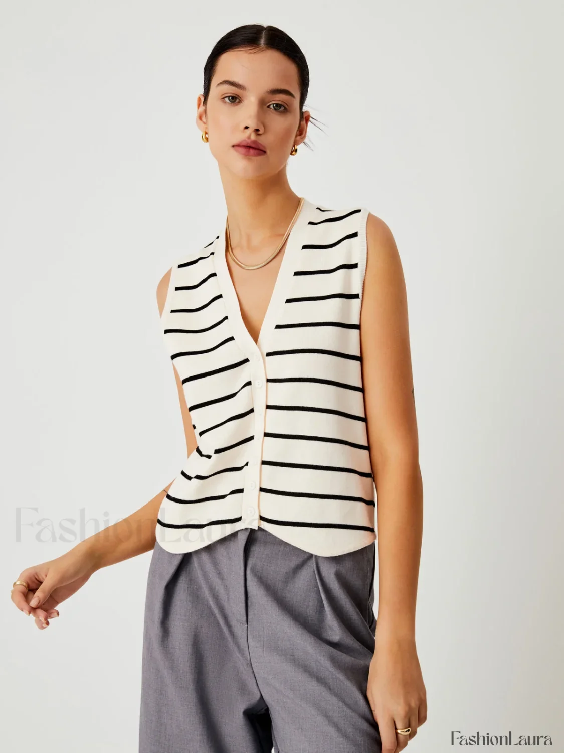 Effortless Stripe Vest - Image 11