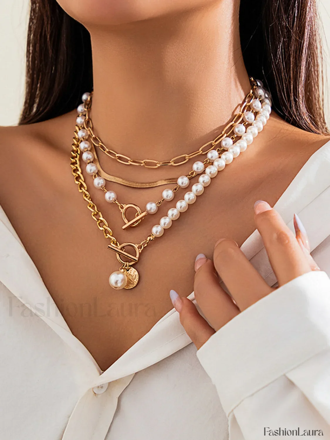 Pearl Decor Chain Layered Necklace - Image 5