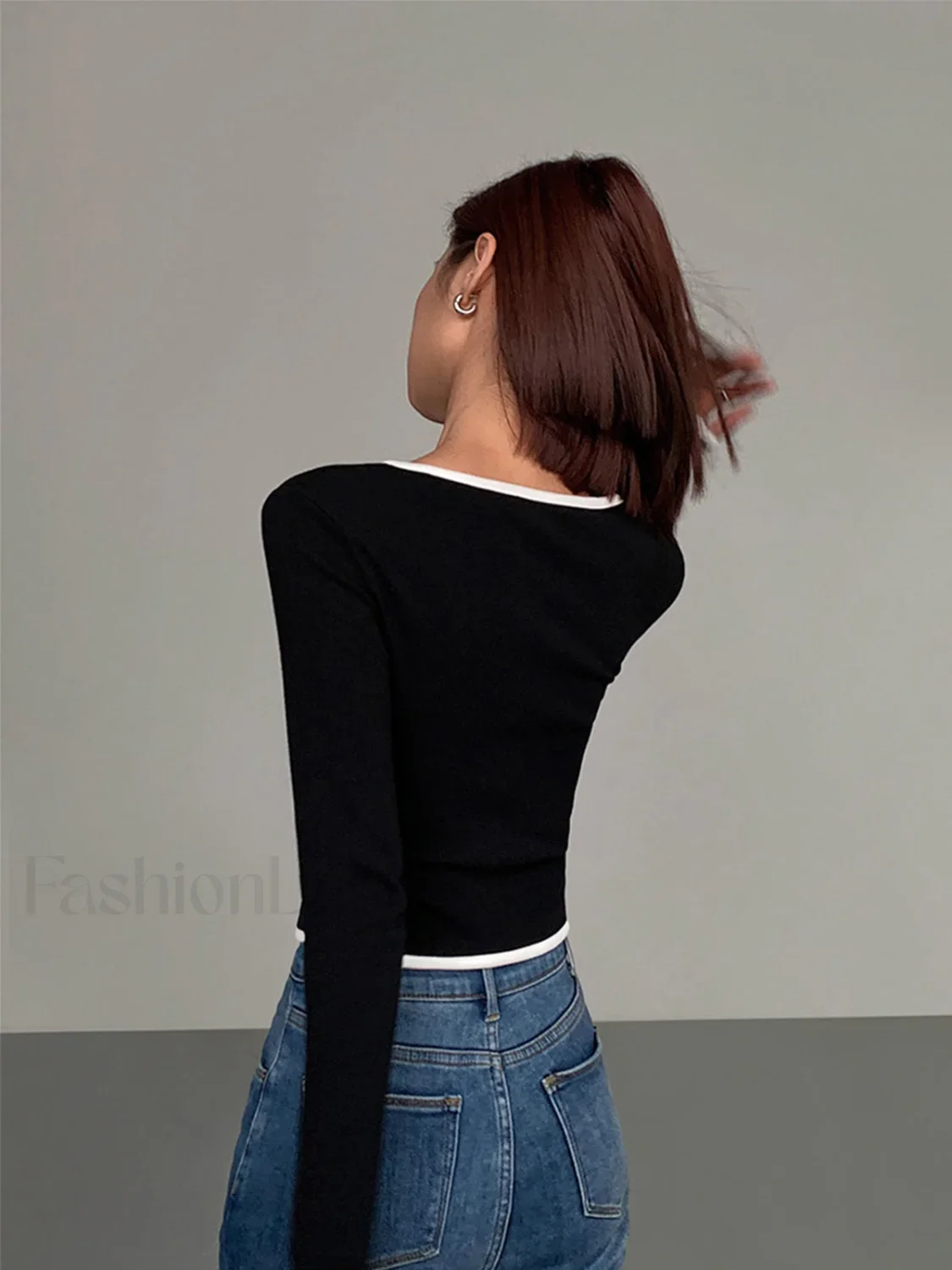 Square Neck Contrast Trim Long Sleeve Knit Shirt - Image 22