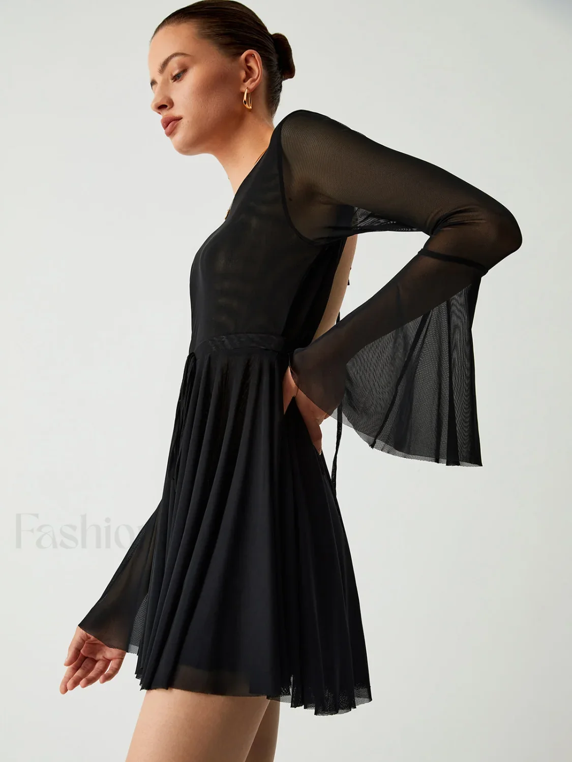 Mesh Flare Sleeve Trendy Open Back Short Dress - Image 3