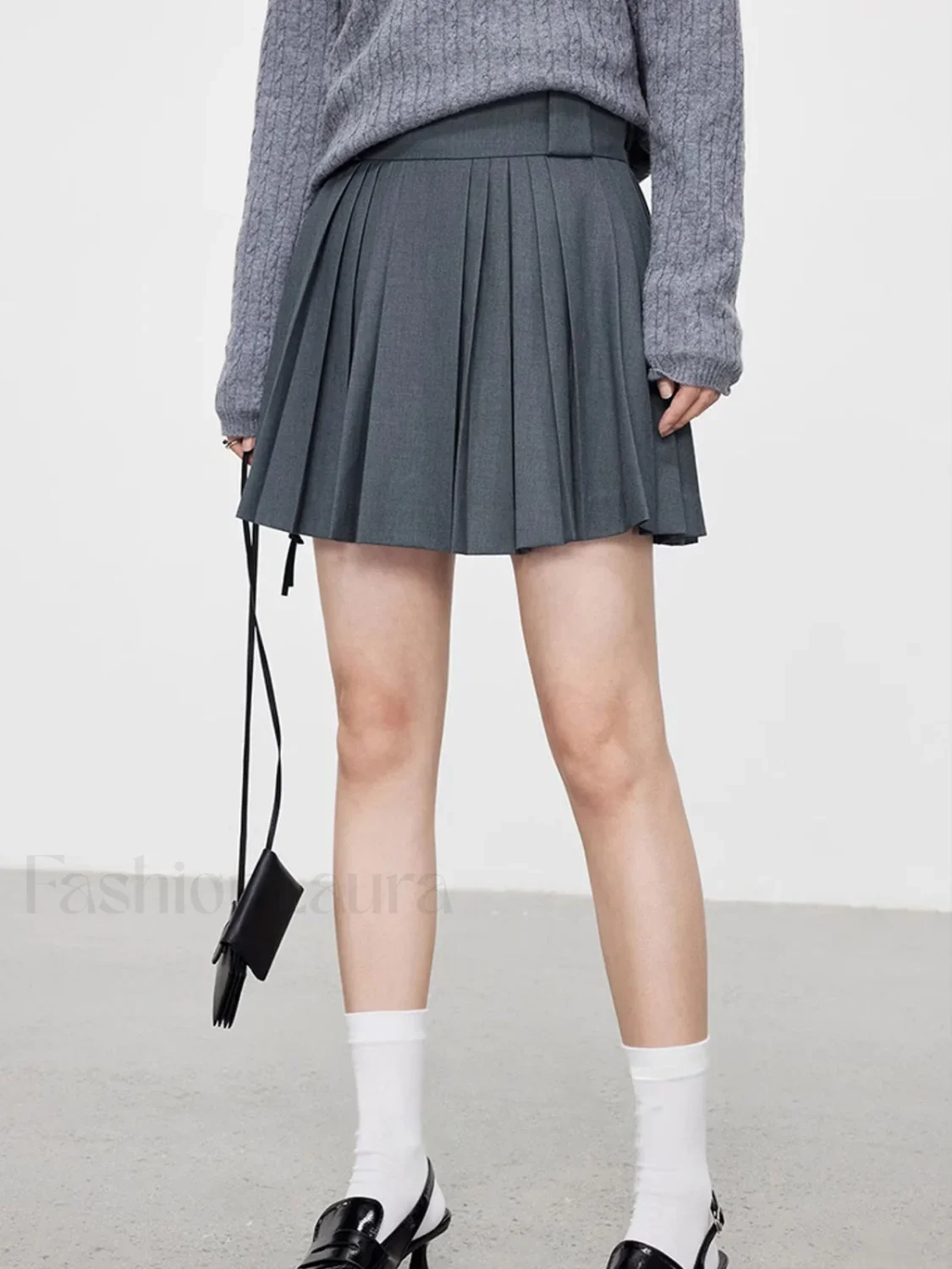 Pleated Solid Graceful Mini Skirt - Image 6