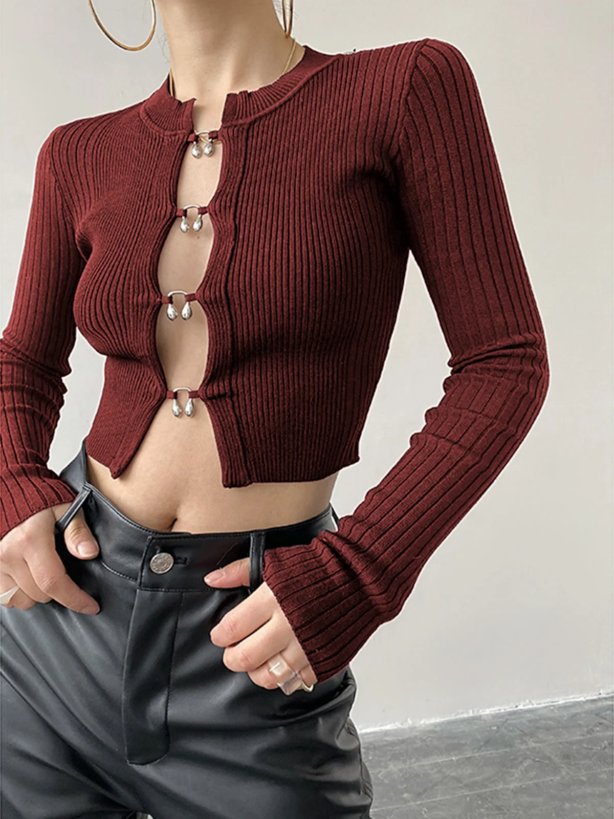 Cutout Split Beads Trendy Detail Ribbed Knit Top - Image 8