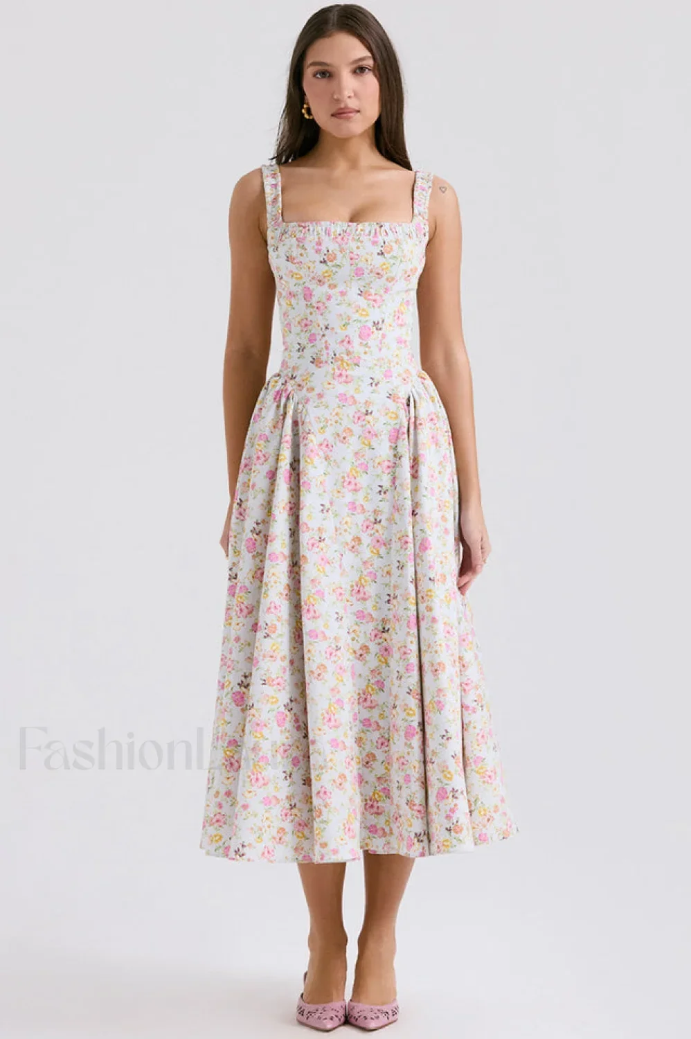 Dorothy White Stylish Rosebud Print Sundress - Image 20
