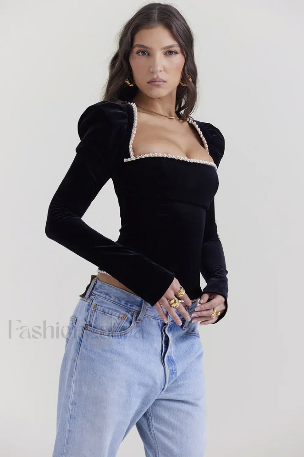 Noa Black Stylish Velvet Corset - Image 2