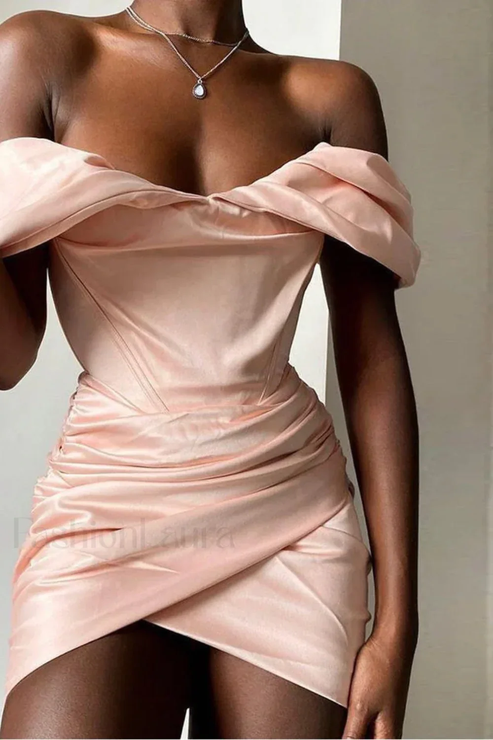 Pleated Tube Top Boned Off-Shoulder Sexy Mini Dress - Image 4
