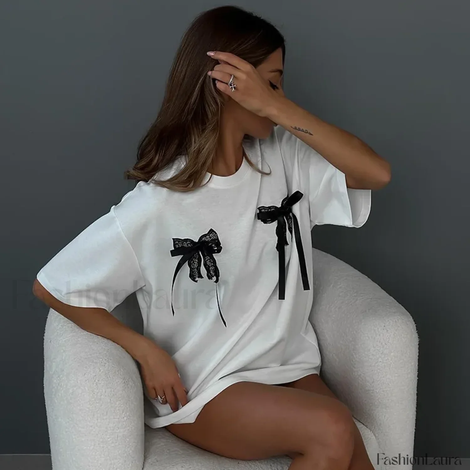 Simple Style Bow Cotton T-Shirt - Image 16