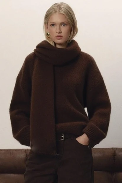 Soft Wool Loose V-Neck Solid Sweater - Image 8