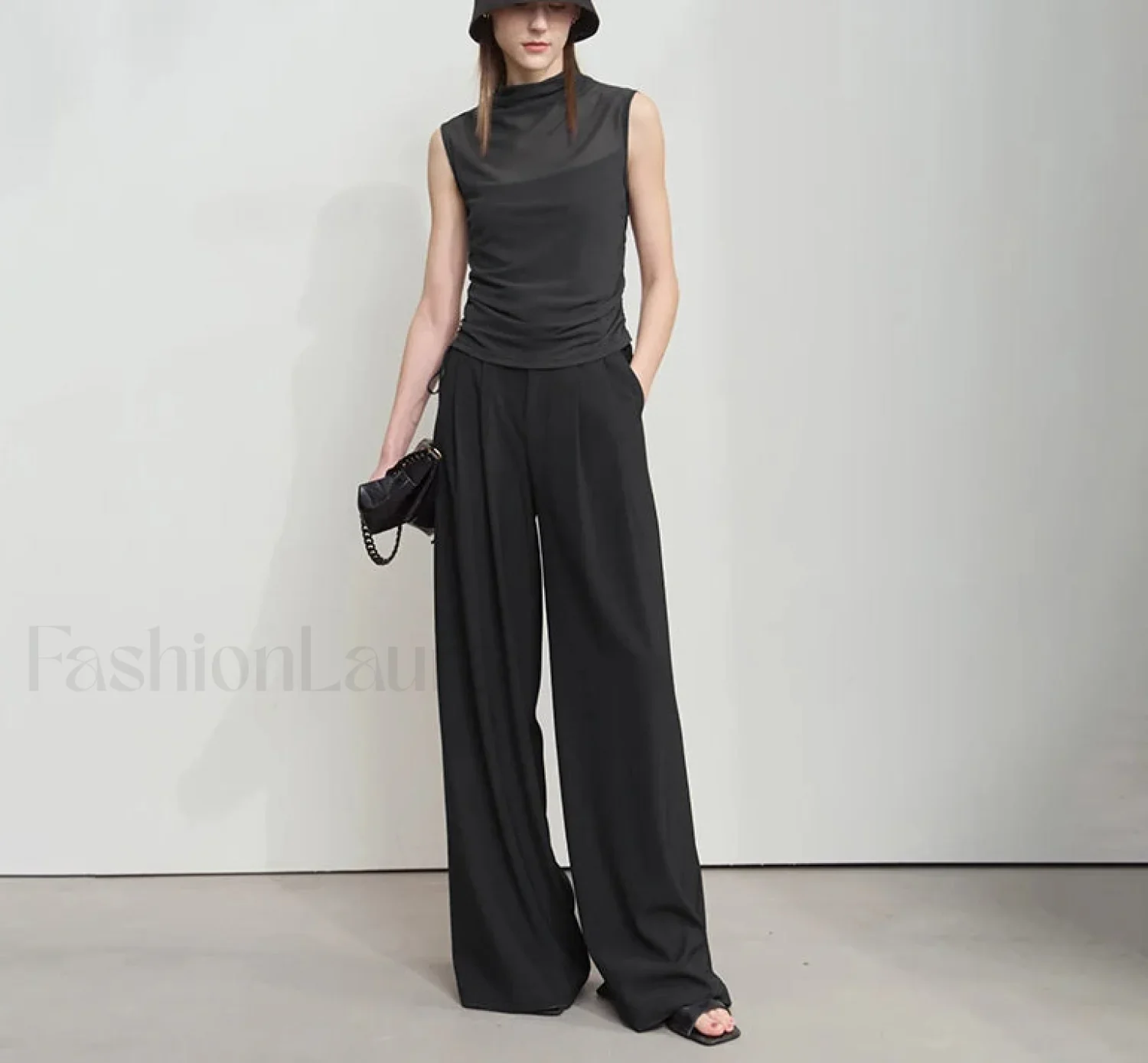 Solid Sleeveless Turtleneck Slim T-Shirt - Image 2