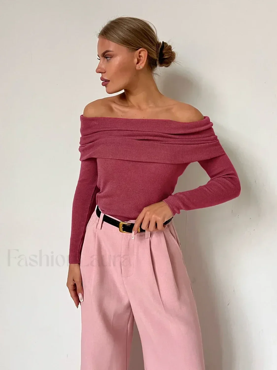 Wool Slim Off-Shoulder T-Shirt - Image 10